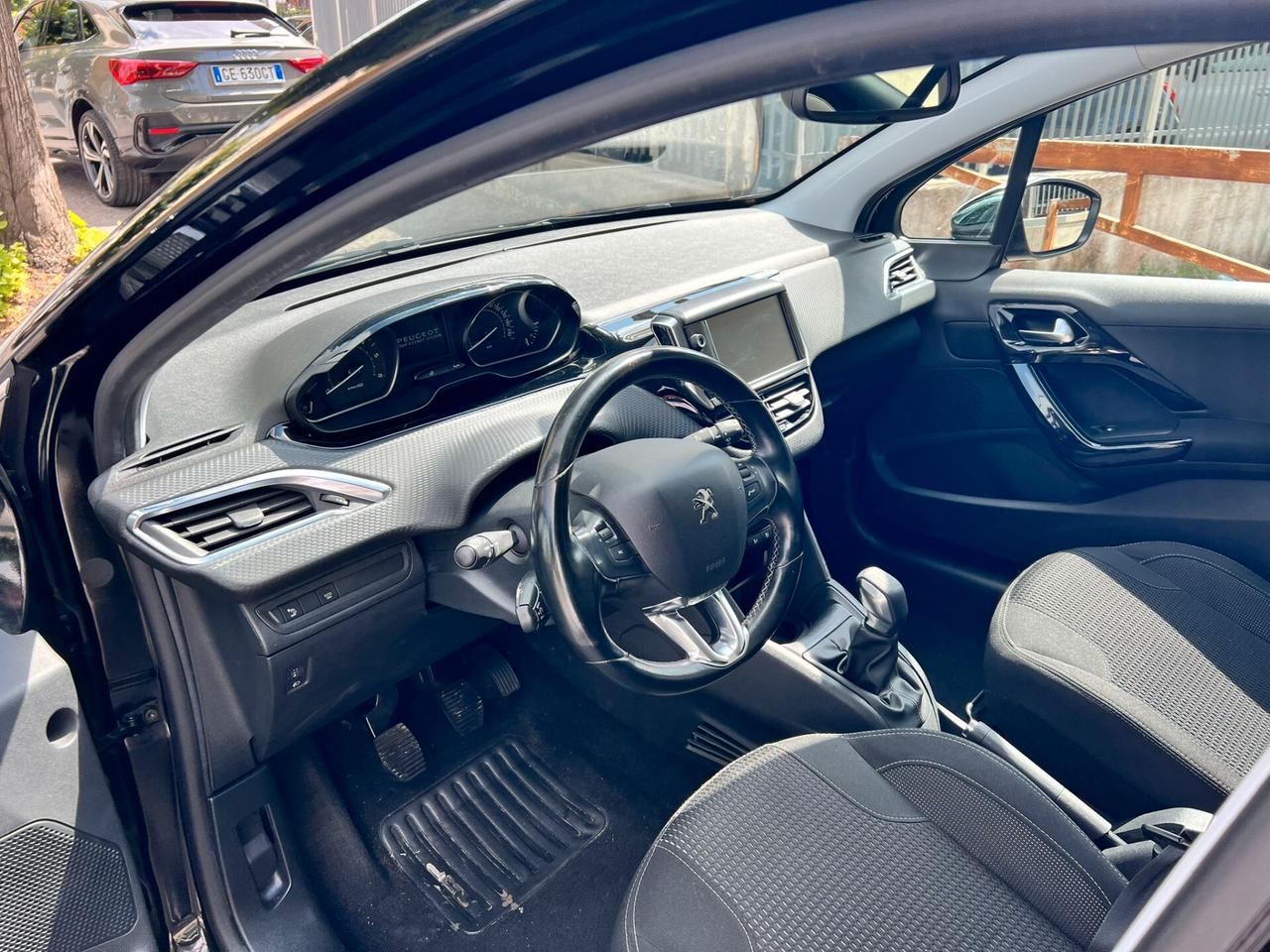 Peugeot 208 BlueHDi 75 5 porte Allure