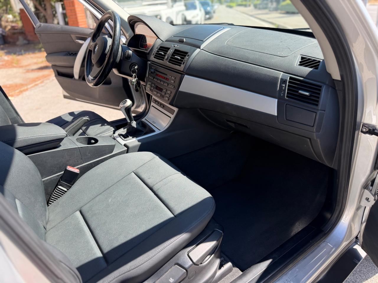 Bmw X3 2.0d cat Futura