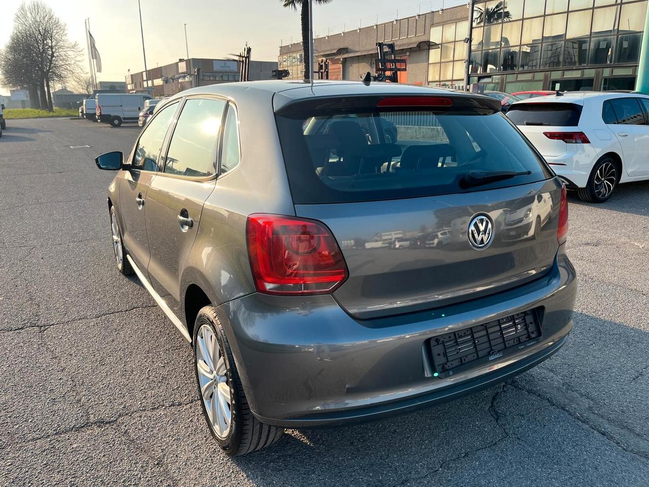 Volkswagen Polo 1.2 70 CV ** EXPORT**