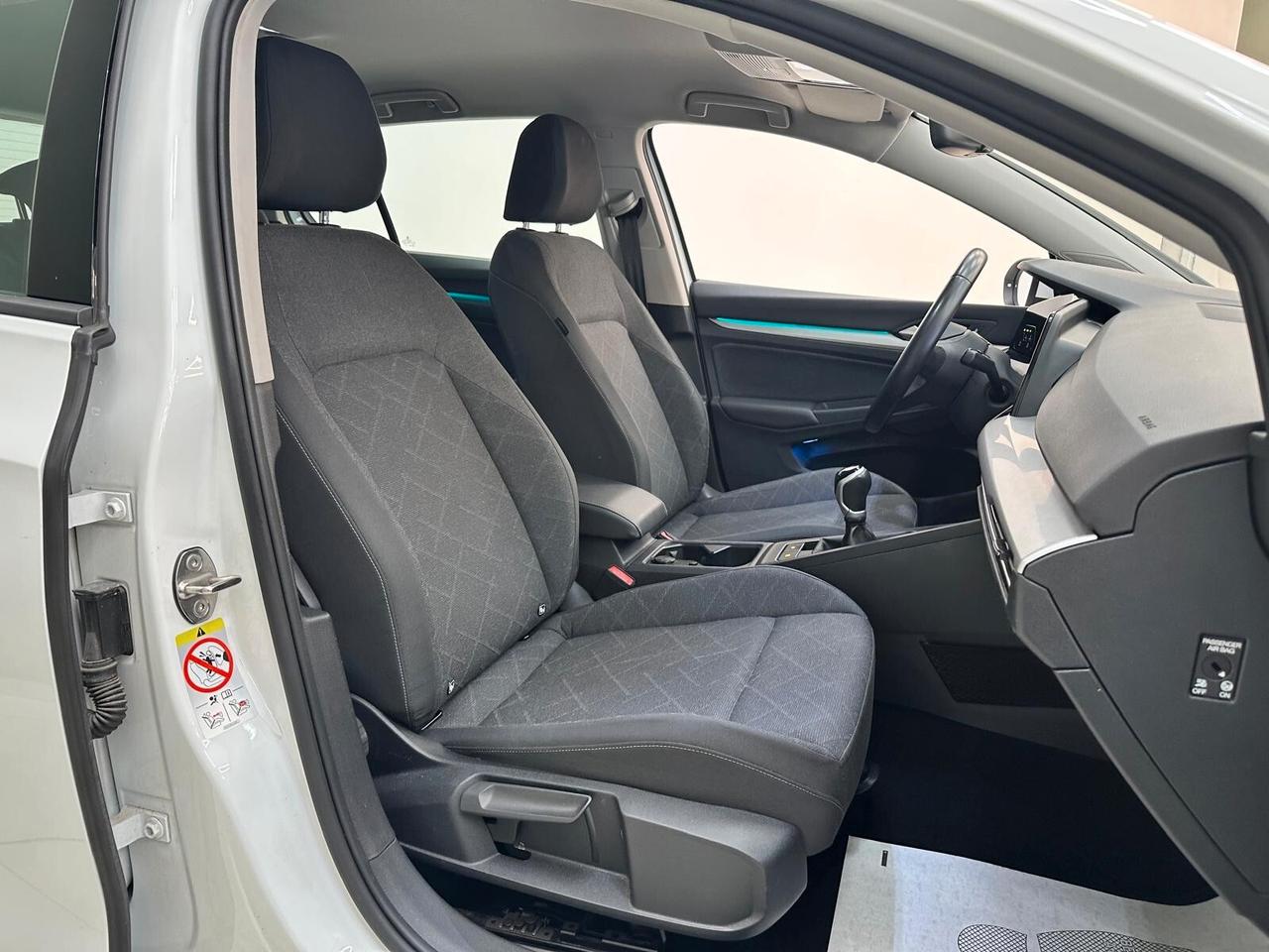 VOLKSWAGEN GOLF VIII 2020 1.0 tsi evo Life 110cv IVA ESPOSTA