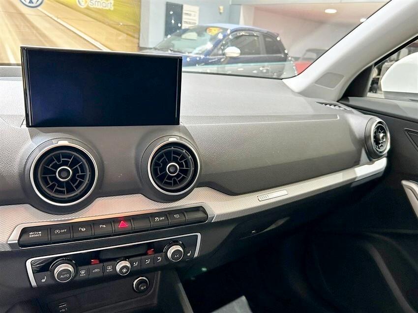 Audi Q2 35 TDI S tronic line Edition