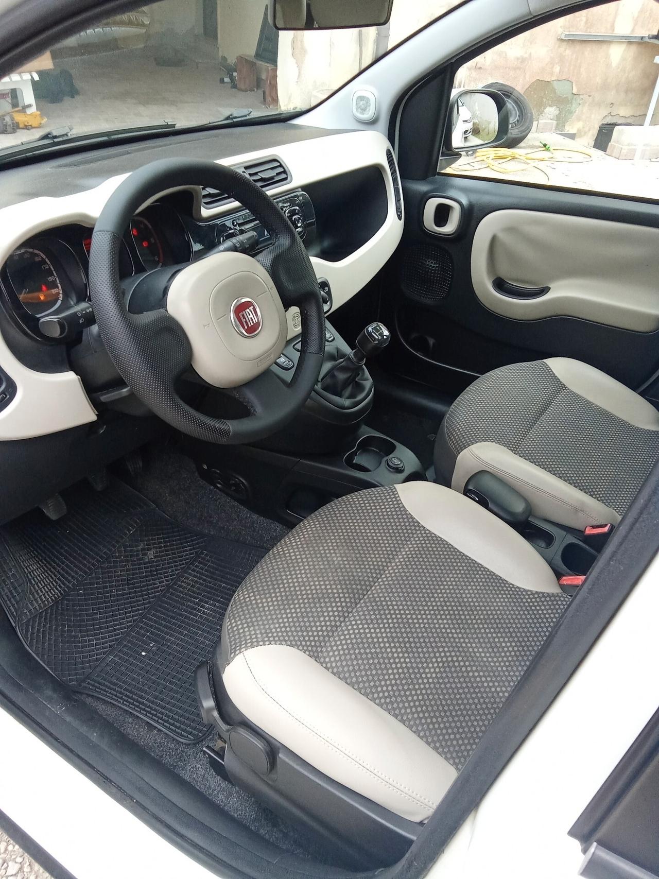 Fiat Panda 1.3 MJT 95 CV S&S 4x4 016