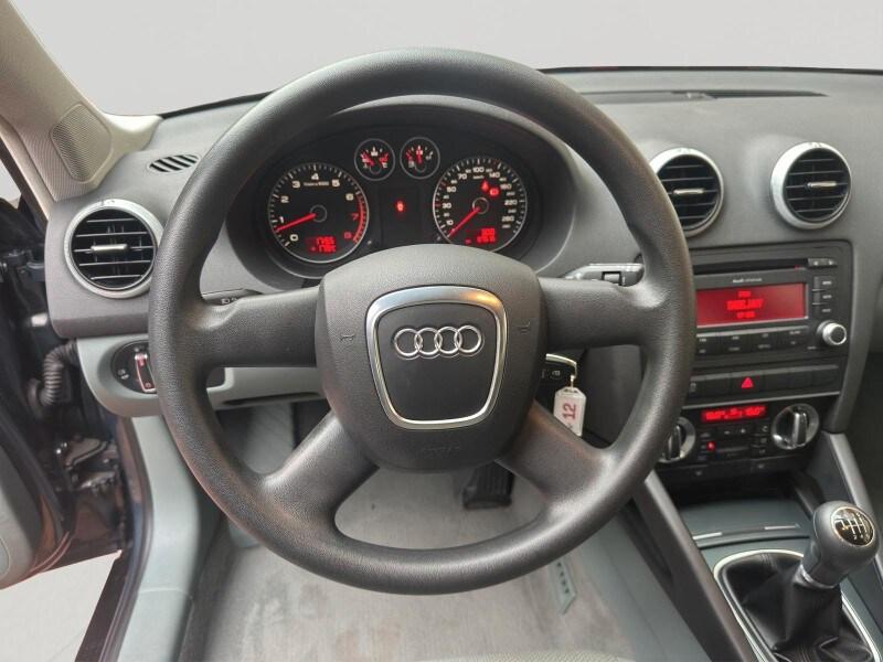 AUDI A3 2ª serie A3 1.4 16V TFSI Attraction