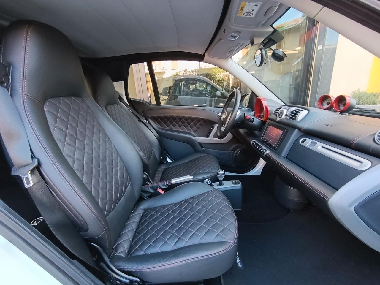 Smart ForTwo 1.0 84cv cabrio