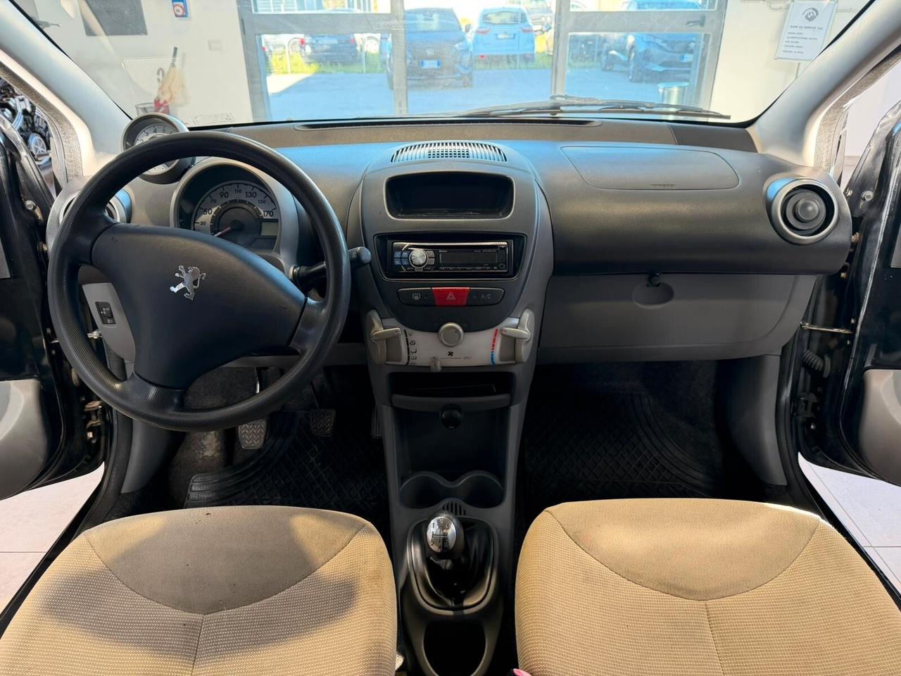 Peugeot 107 1.0 68CV 5p. Desir