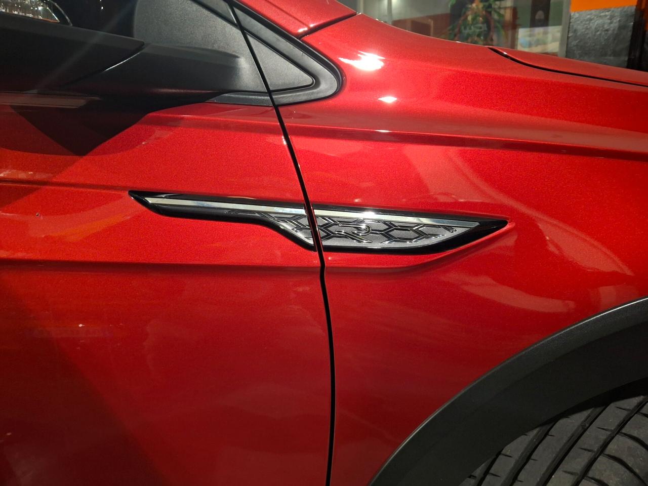 VOLKSWAGEN TAIGO R-LINE FULL!!! PARI AL NUOVO!!!