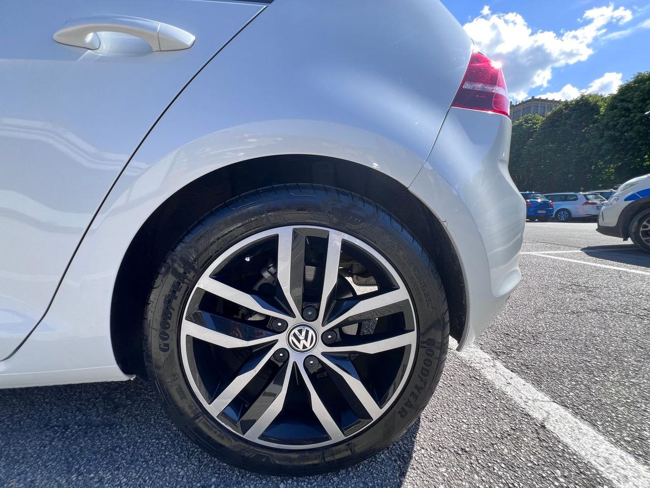 Volkswagen Golf VW Golf 1.6 TDI BlueMotion #10851