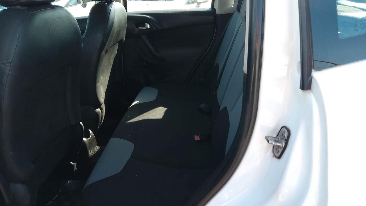 Citroen C3 1.1 benzina neo patentati