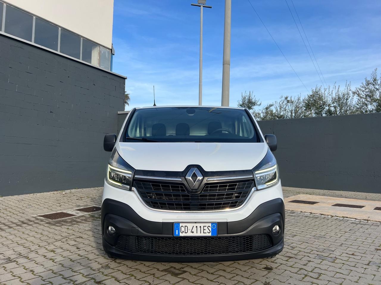 Renault Trafic 2.0 dci 145cv L1H1 85.000km - 2021
