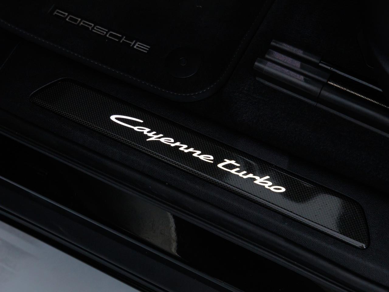 Porsche Cayenne 4.0 e-hybrid turbo tiptronic