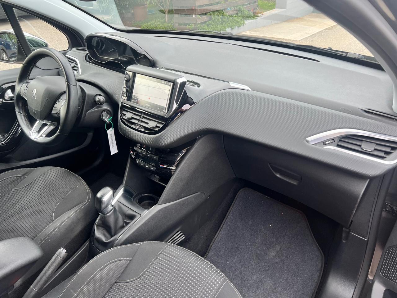 Peugeot 208 5pt 1.6 bluehdi 75cv Allure OK NEOPAT. NAVI/CAMERA