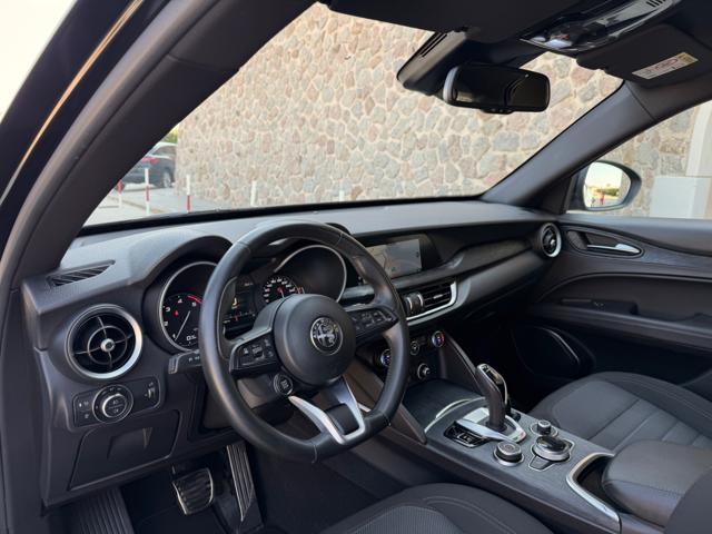 ALFA ROMEO Stelvio 190CV Q4 19'' BLACK+RETROCAMERA+2PDC+PACKBLACK