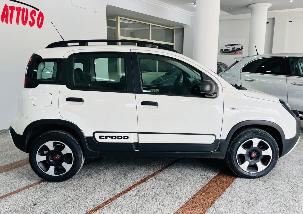 Fiat Panda 1.2 City Cross 69cv anno 2017