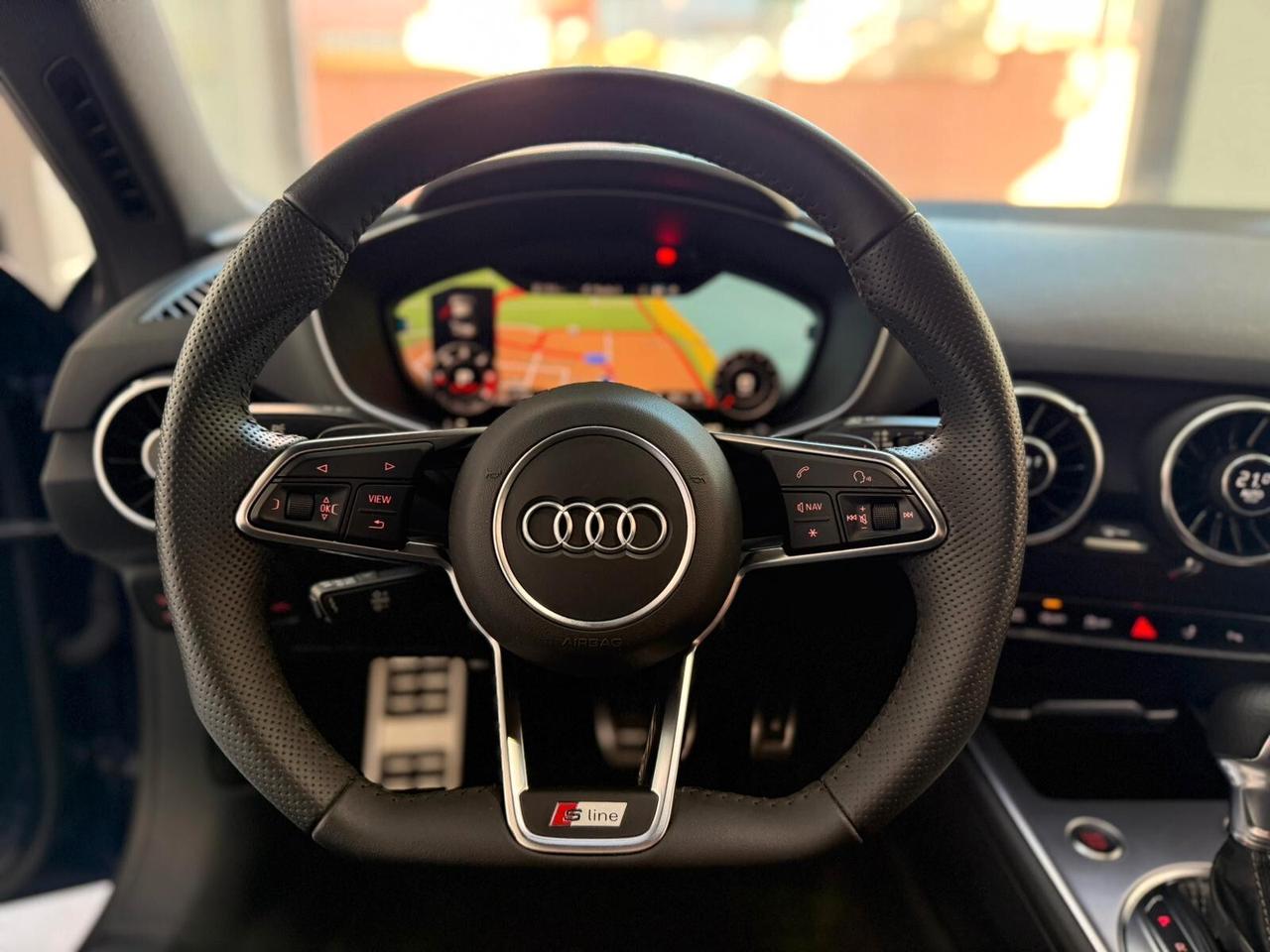 Audi TT Coupé 2.0 TDI ultra Design