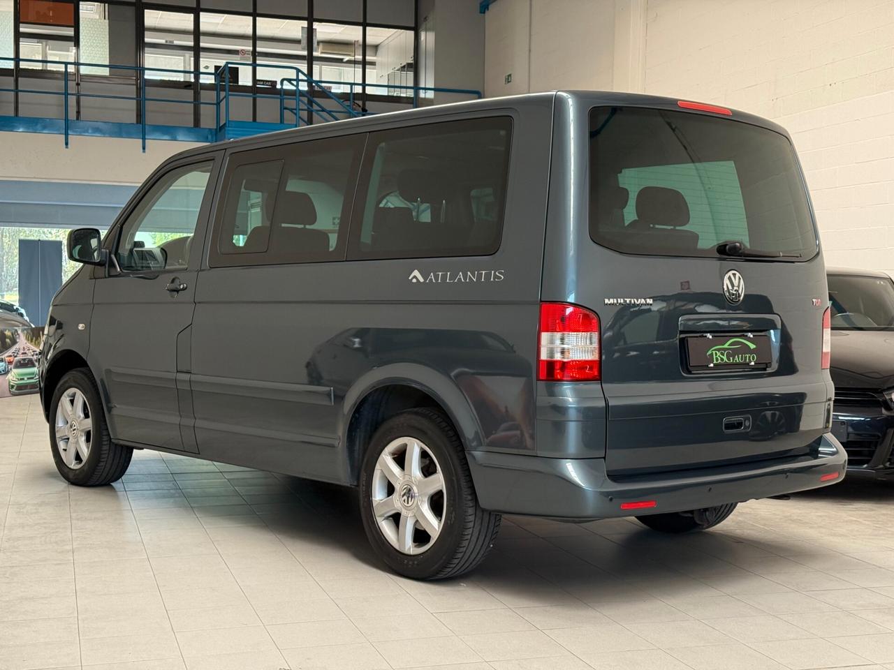 Volkswagen Multivan 2.5 TDI/130CV atlantis
