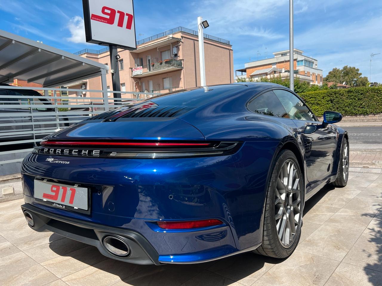 Porsche 911 Carrera