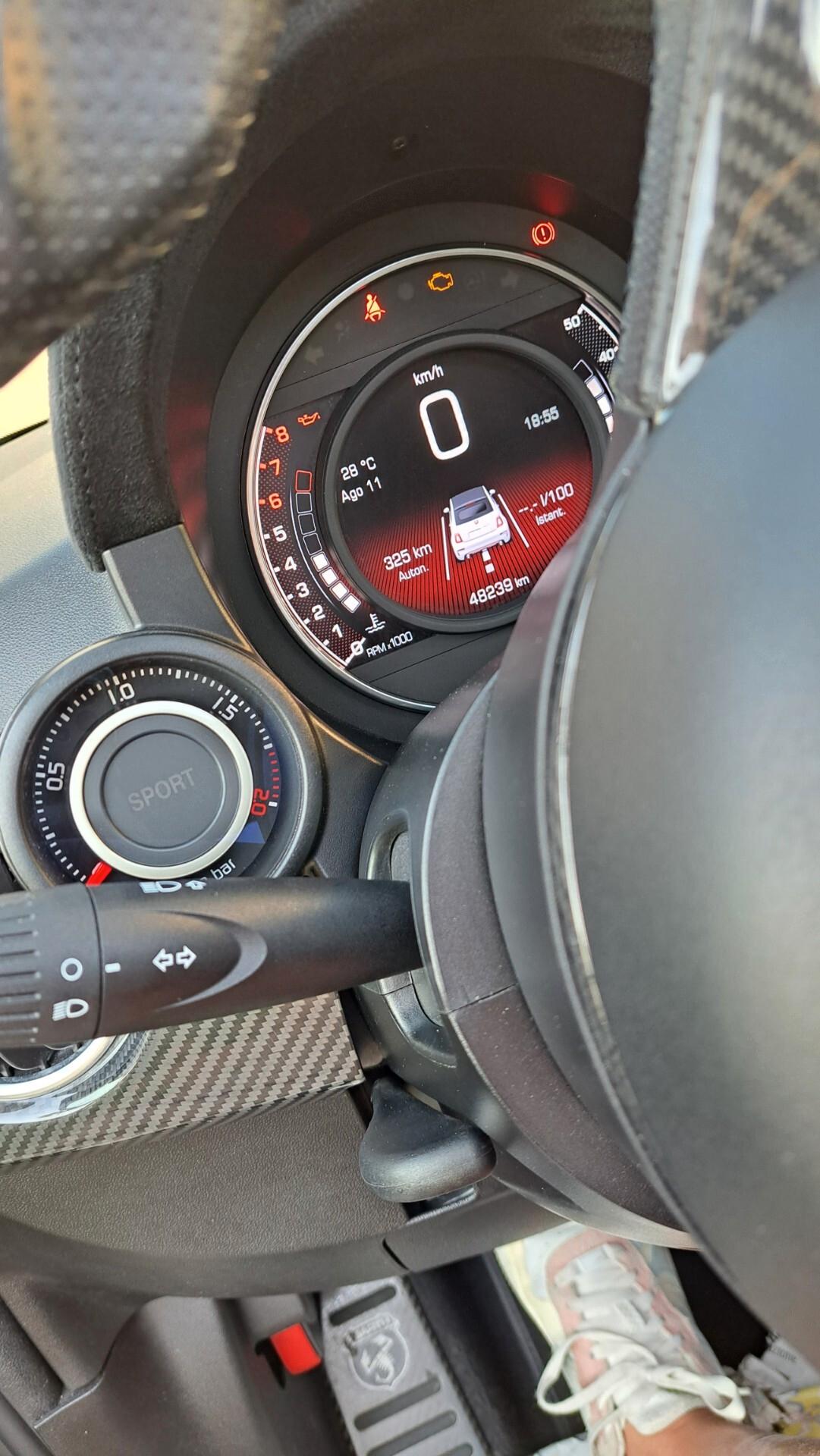 Abarth 595 C 1.4 Turbo T-Jet 180 CV Esseesse competizione