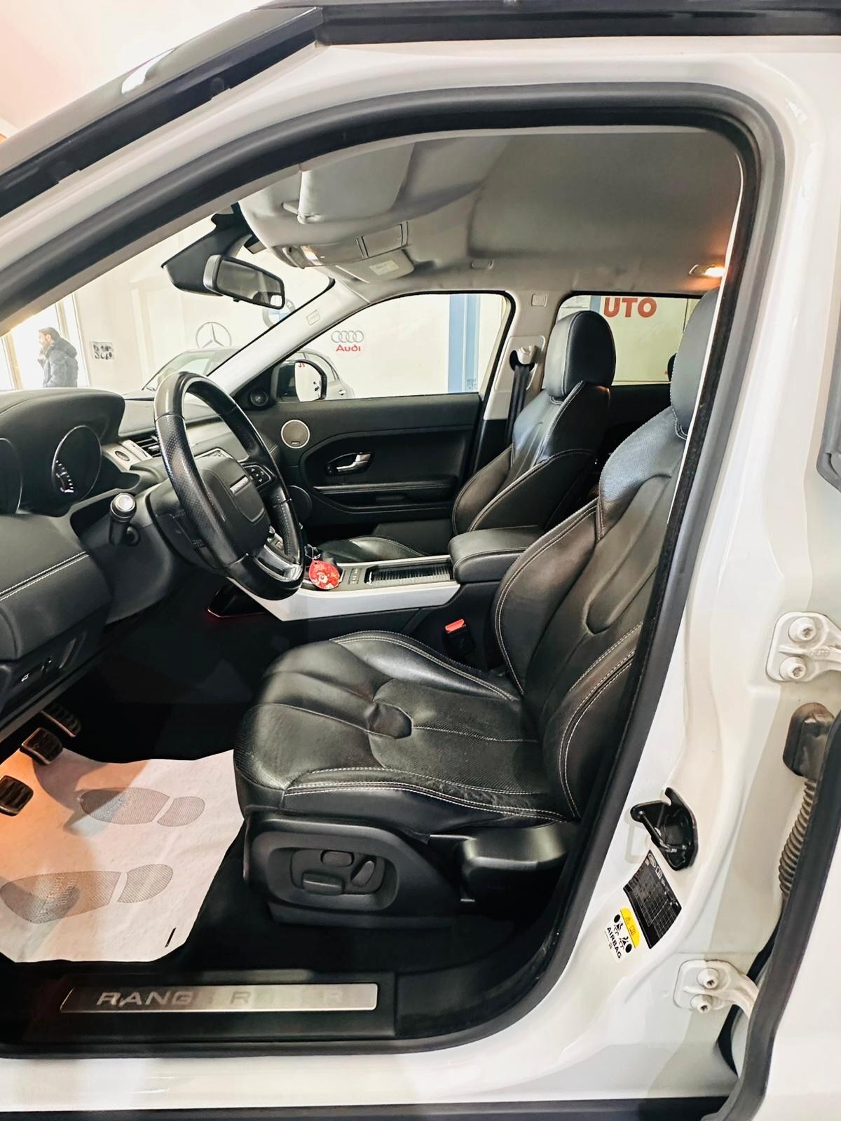 Land Rover Range Evoque 2.2 TD4 5p. Dynamic