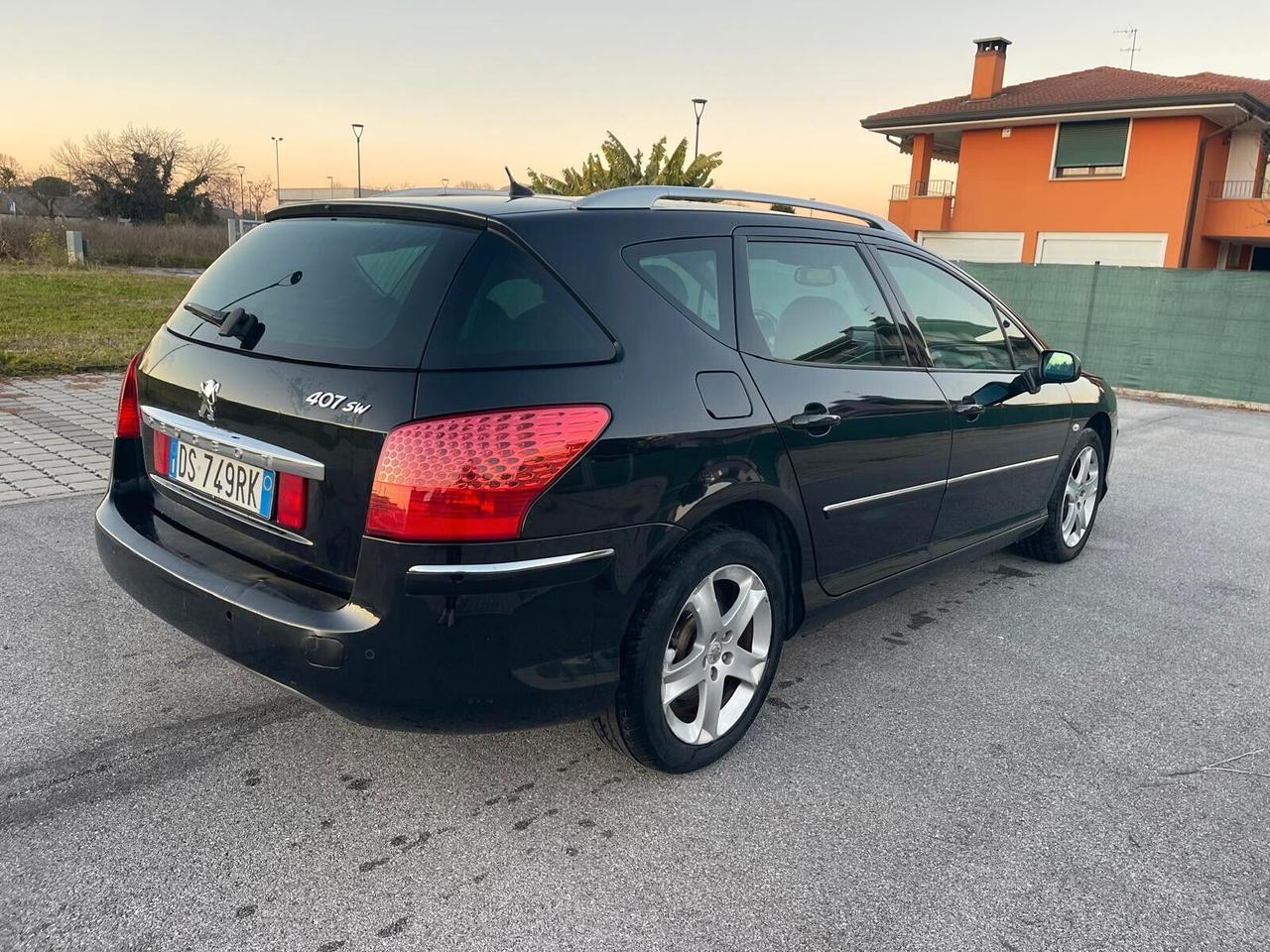 Peugeot 407 2.0 HDi SW Ciel Féline automatica