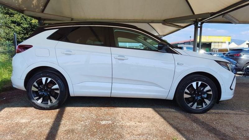 Opel Grandland 1.2 130cv MT6 Business Elegance