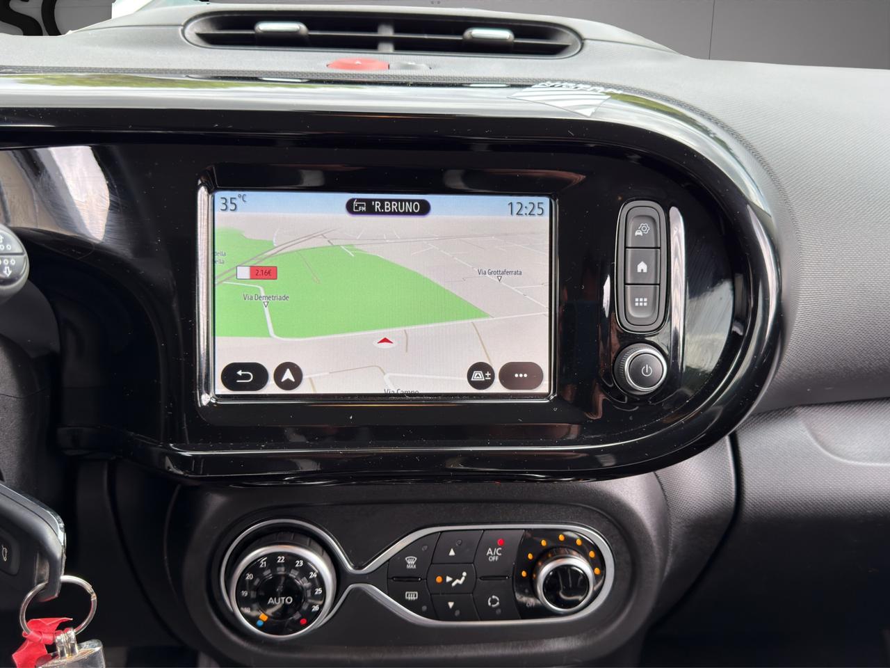 Renault Twingo 1.0 Urban Night - Unipro - Promo Finanziamento - Pari nuovo - Schermo Touch