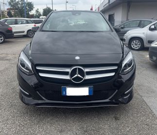 Mercedes-benz B 200 automatica.pelle. led. navi. sensori di parcheggio