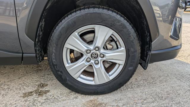 TOYOTA RAV 4 E-CVT 4WD 2.5cc 222cv AUTOM. NAVI CAMERA POST.