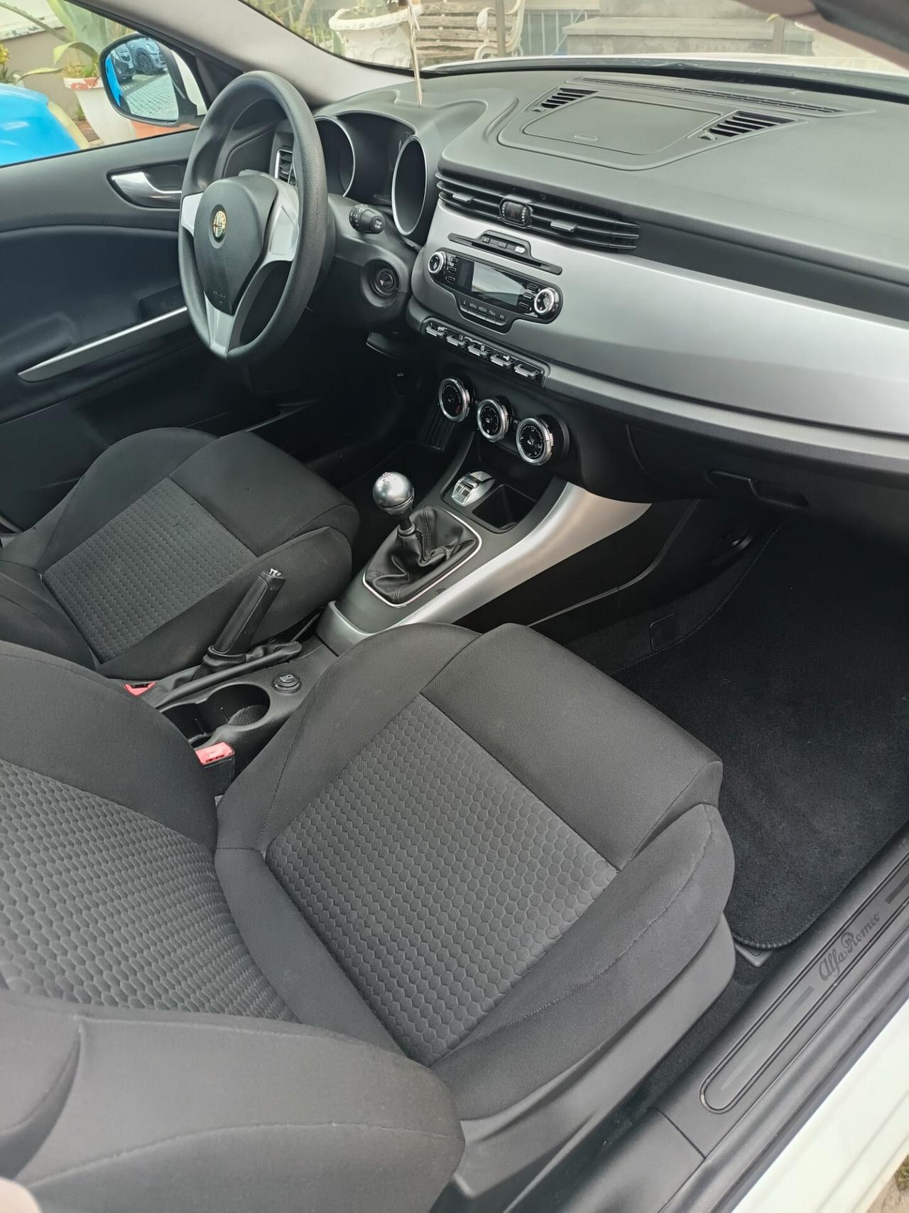 Alfa Romeo Giulietta 1.4 Turbo 120 CV Distinctive