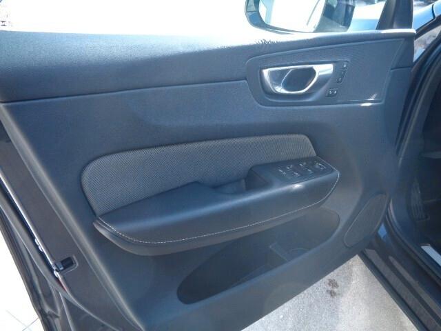 Volvo XC 60 XC60 B4 (d) AWD automatico Plus Bright