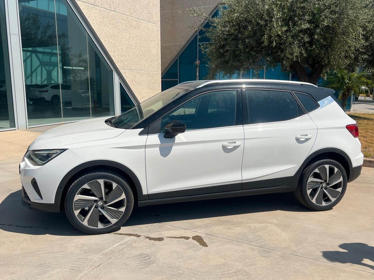 SEAT Arona ecotsi FR 110cv offerta T-Stock prezzo imperdibile