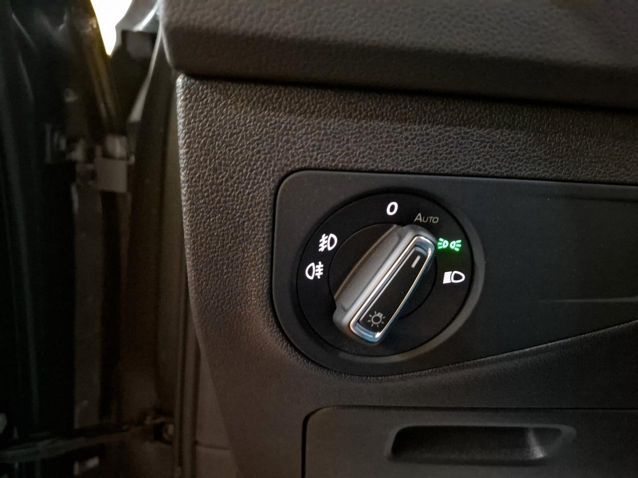 Volkswagen Tiguan 2.0 TDI SCR DSG 4MOTION Sport BMT