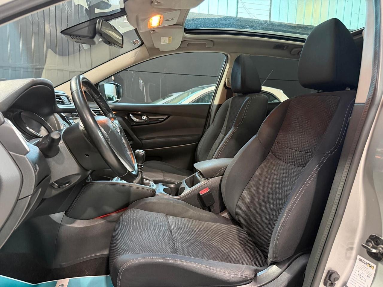 Nissan Qashqai Benzina+Tetto+Navi+360
