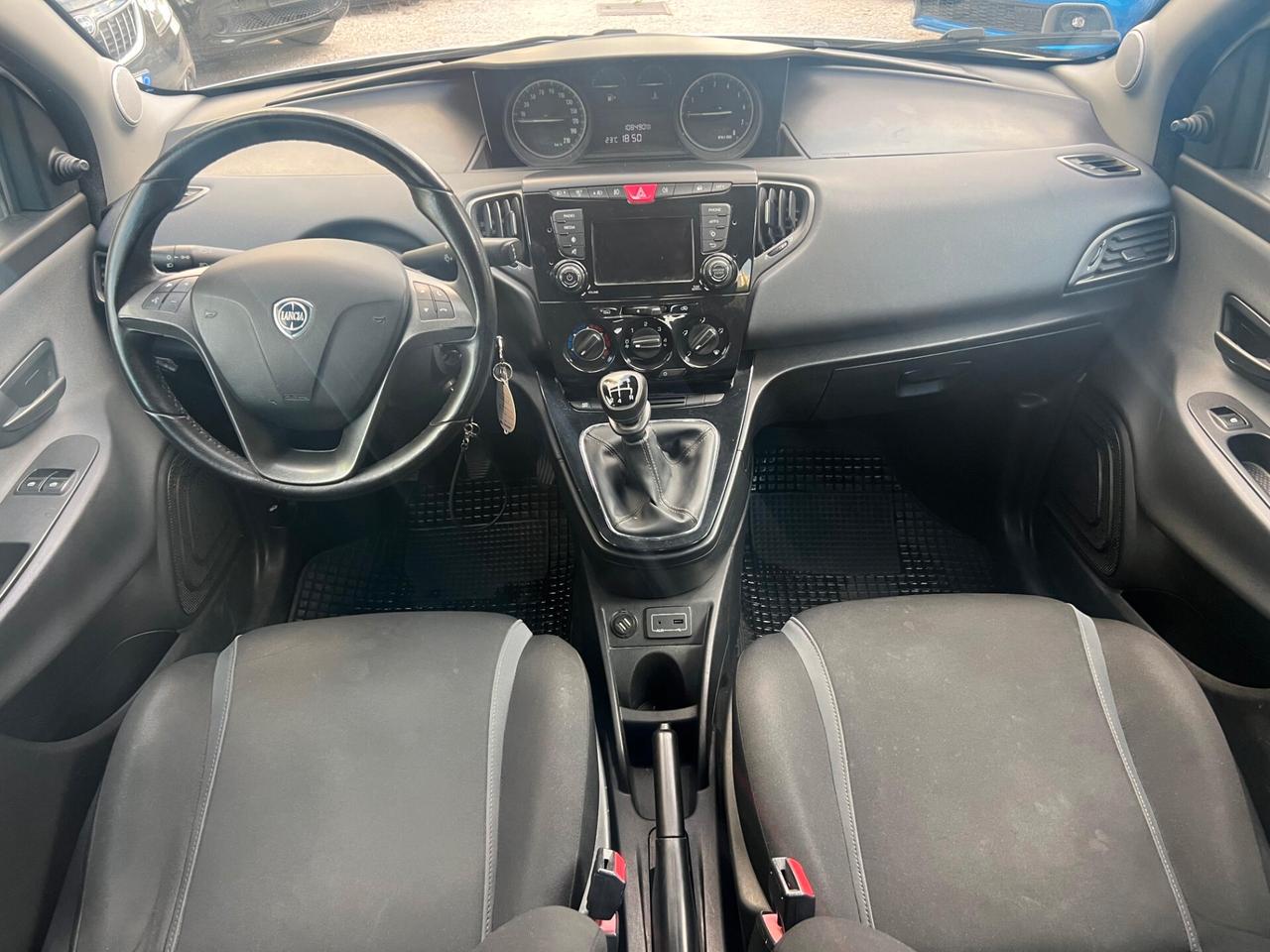 Lancia Ypsilon 1.2 69 CV 5 porte GPL Ecochic Gold