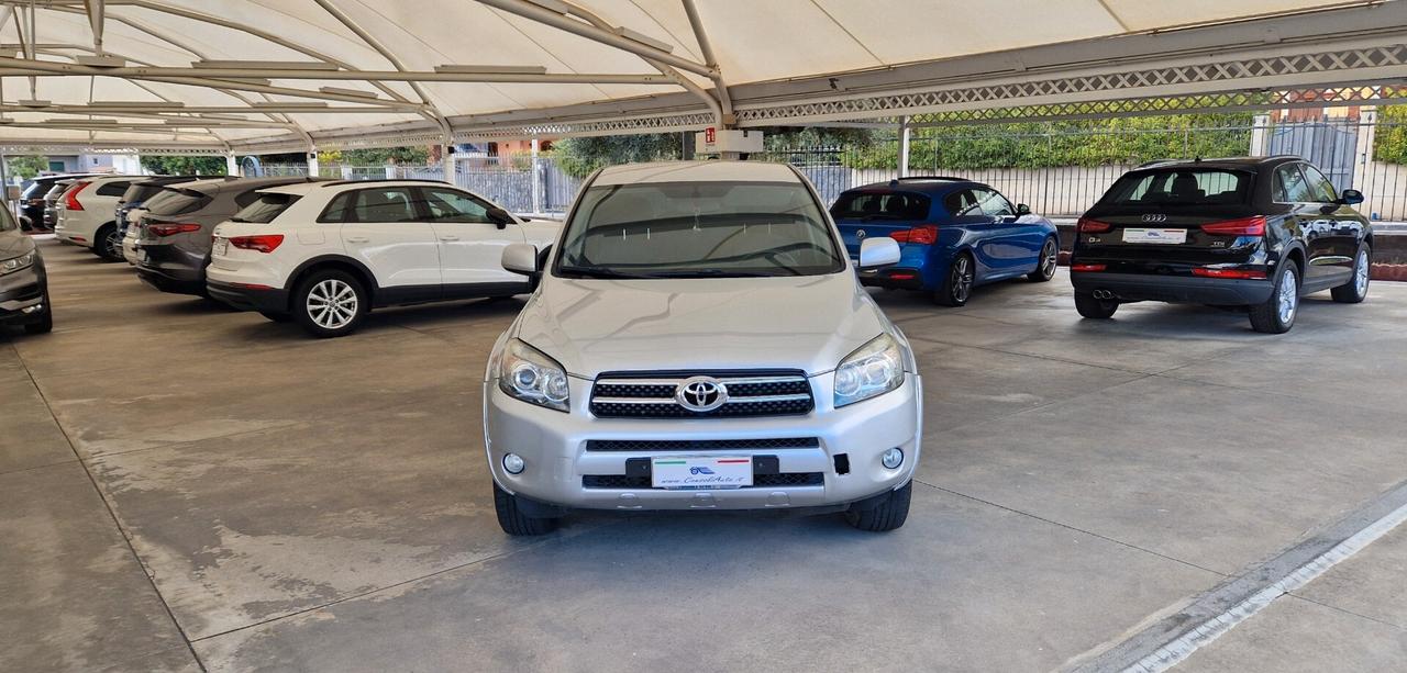 Toyota RAV4 2.2 D-4D 177cv Luxury