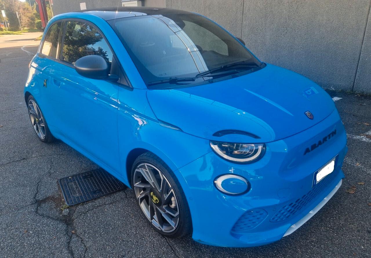 Abarth 500e Scorpionissima
