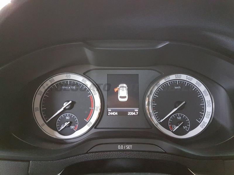 Skoda Karoq 2022 1.0 tsi Executive 110cv