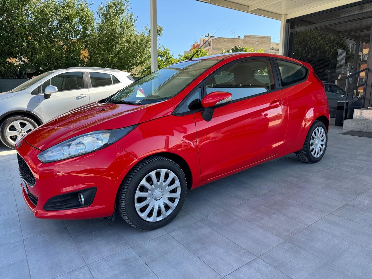 Ford Fiesta 1.5 TDCi 75CV 3 porte Black & White Edition