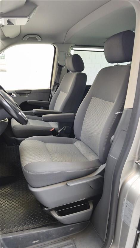 Volkswagen T5 Caravelle 2.0 BiTDI 180CV DSG Comfortline