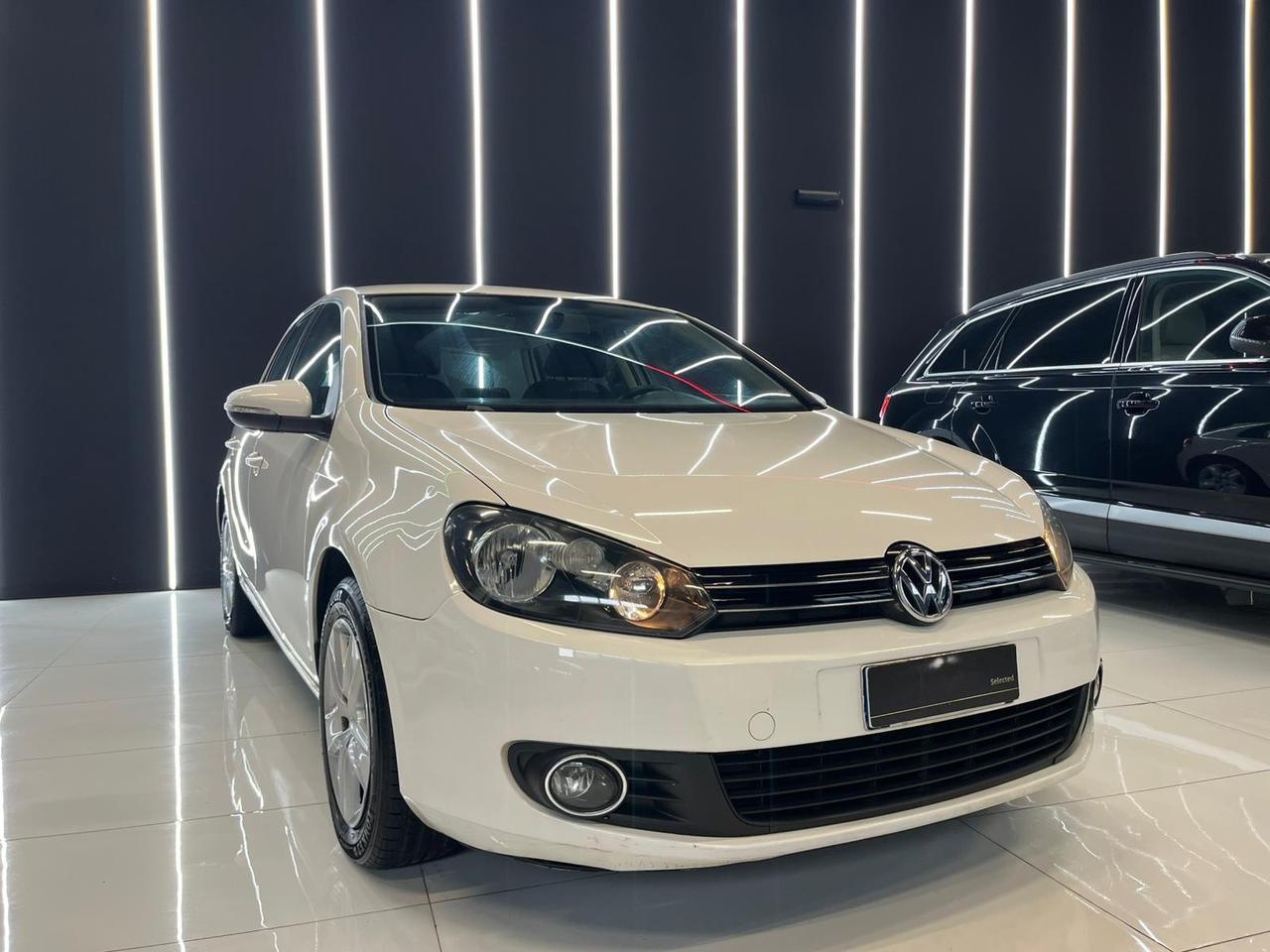 Volkswagen Golf 1.6 TDI DPF 5p. Comf. BlueM. Tech. OK NEOPATENTATI