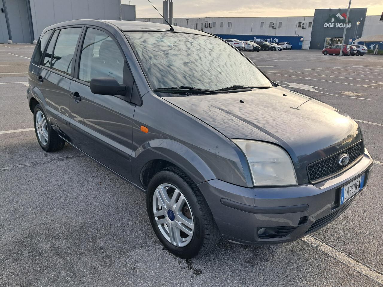 Ford Fusion 1.4 16V 5p. Collection