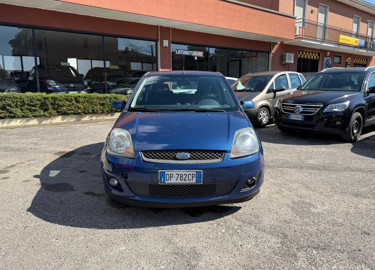 Ford Fiesta 1.2 16V 3p. Ghia
