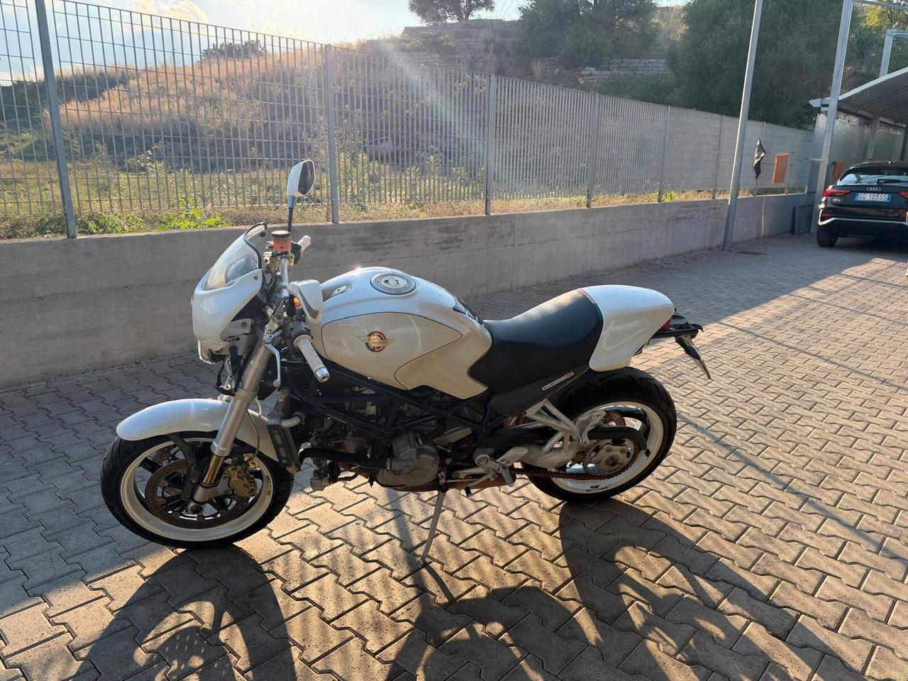 DUCATI MONSTER S4R 2004