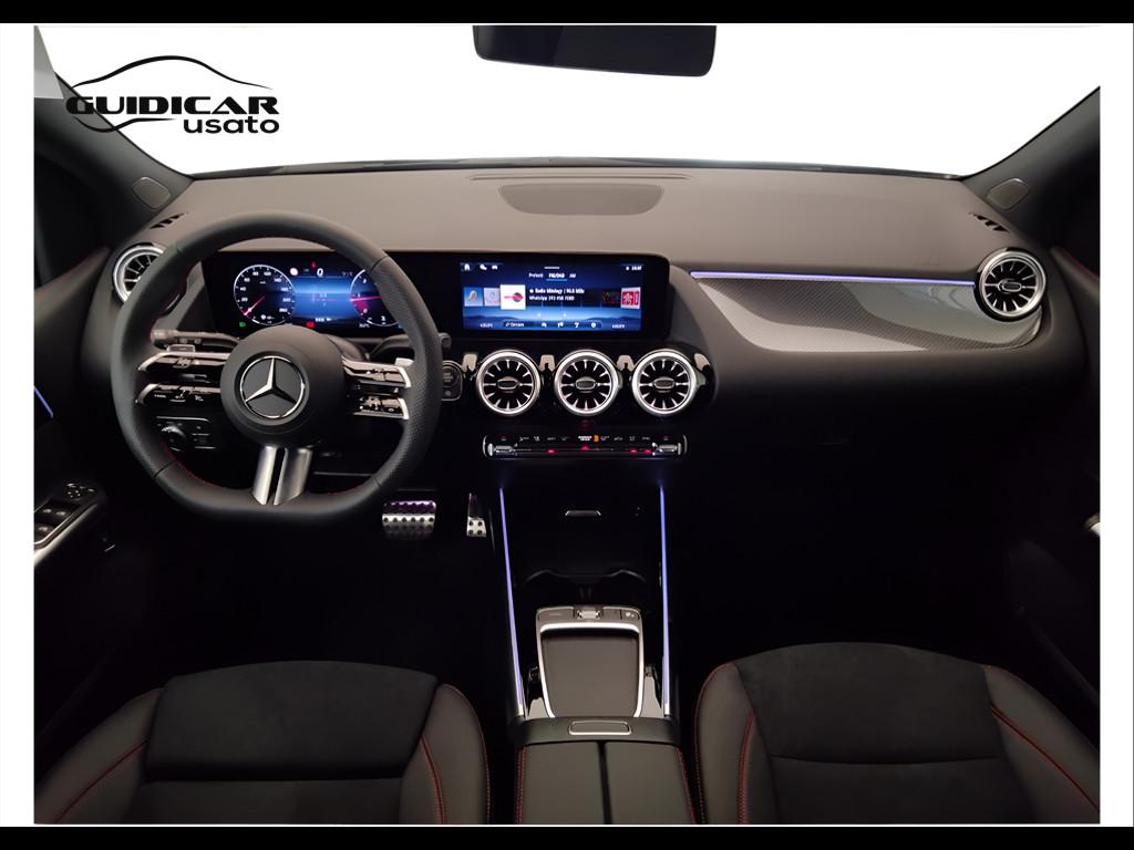 Mercedes-Benz Classe B - W247 2023 - B 180 d AMG Line Advanced Plus auto