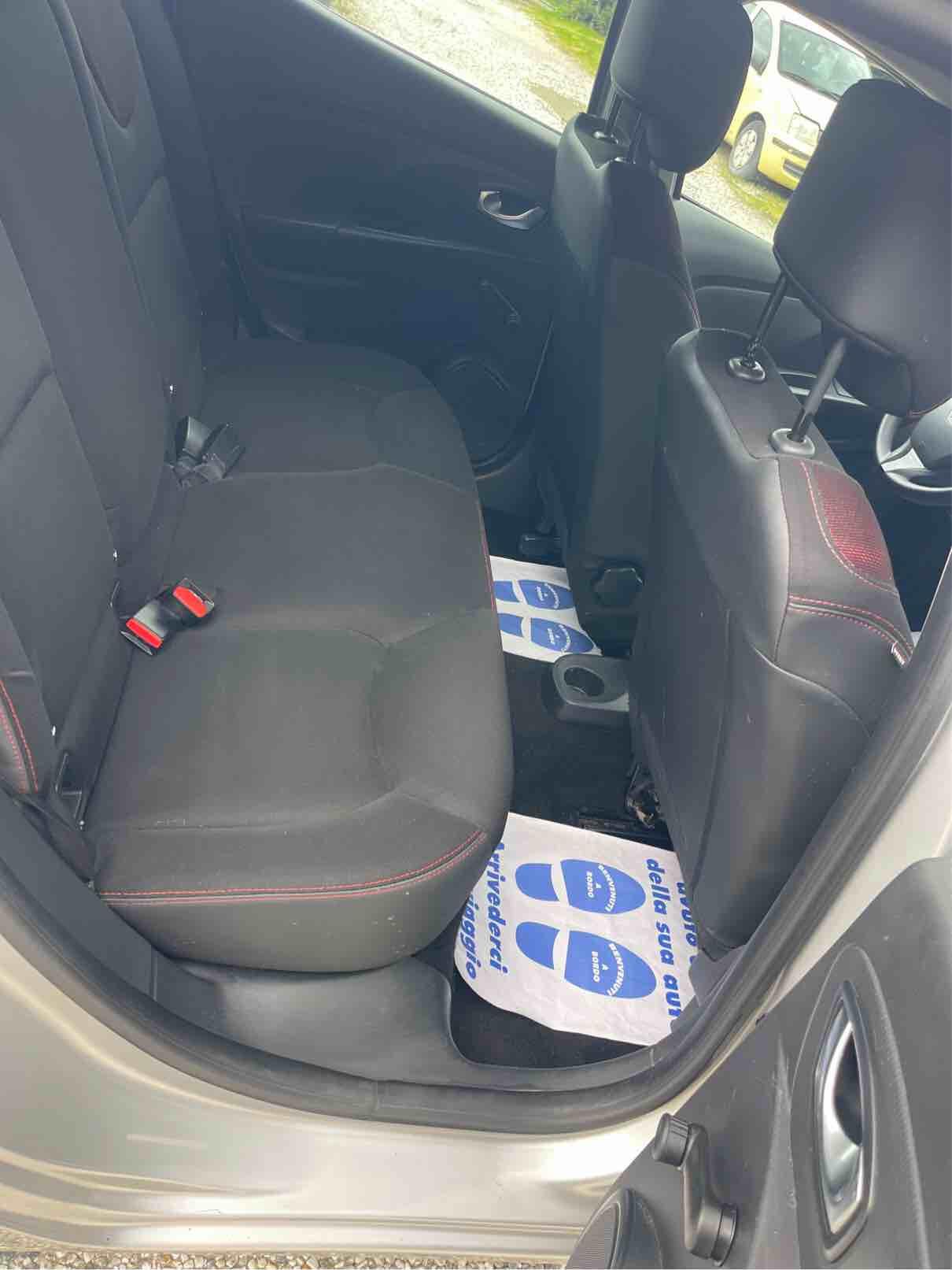 RENAULT CLIO - 1.5 DCI - BERLINA