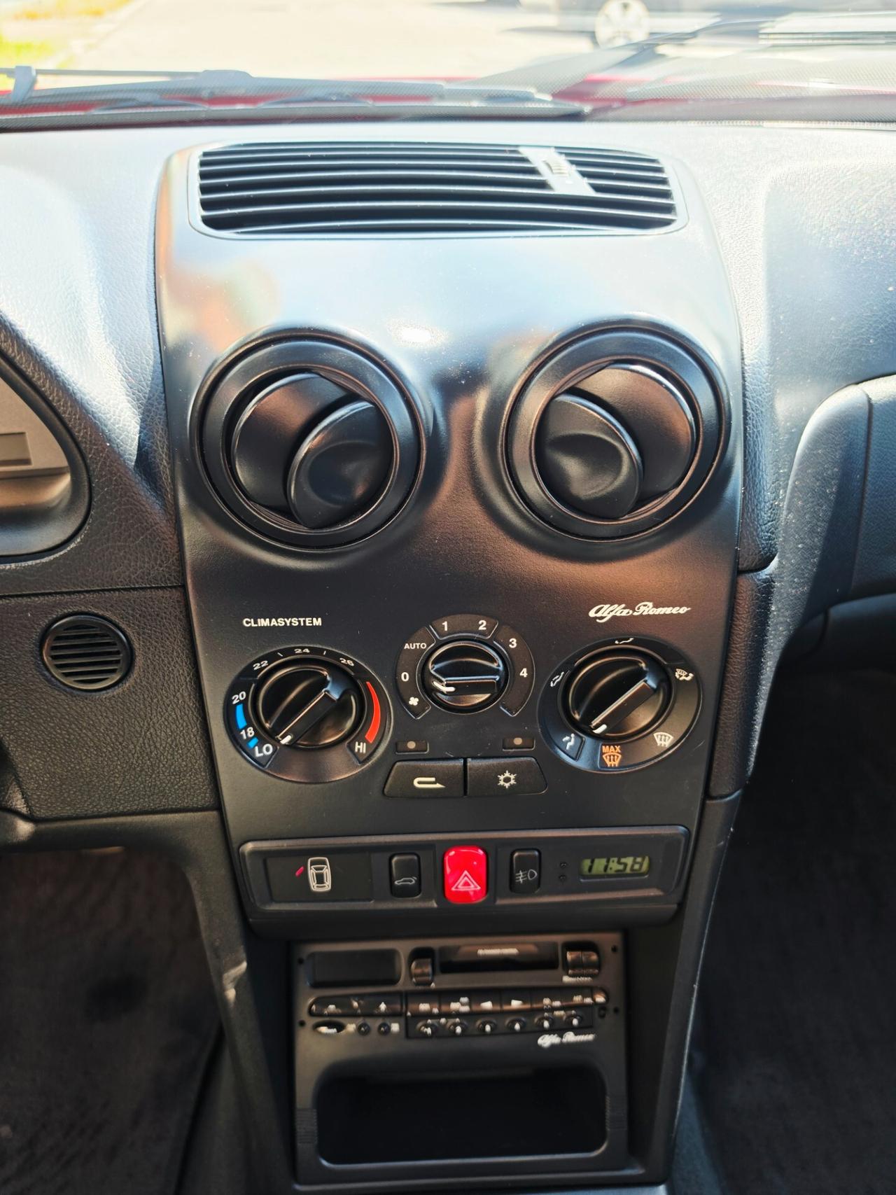 Alfa Romeo 145 2.0i 16V Quadrifoglio TOP Condition UNICOPROPRIETARIO