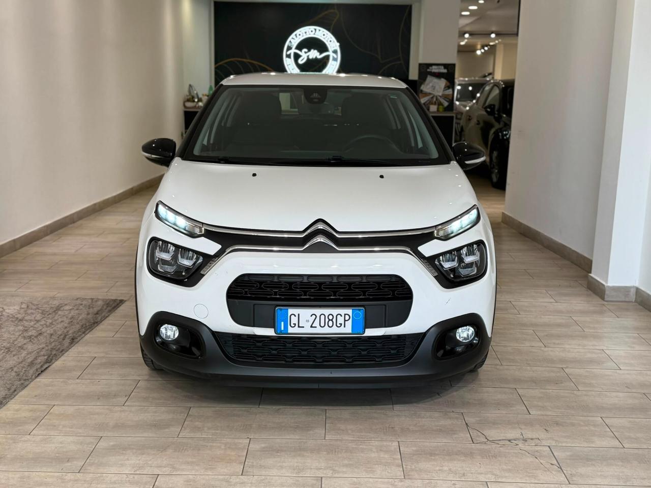 Citroen C3 1.2 shine 83CV anno 2022 90.000km