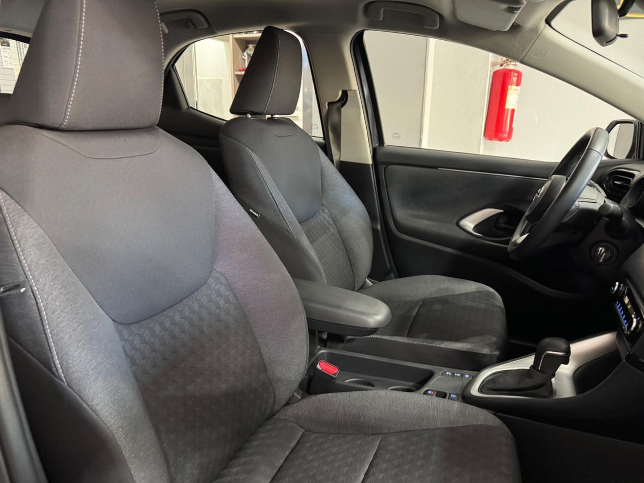 Toyota Yaris 1.5 Hybrid Trend Aziendale