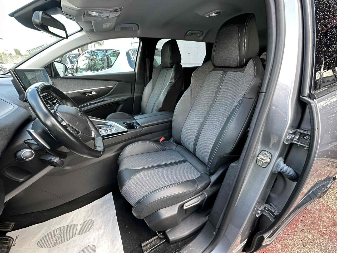 Peugeot 5008 BlueHDi 130 S&S EAT8 Allure Pack