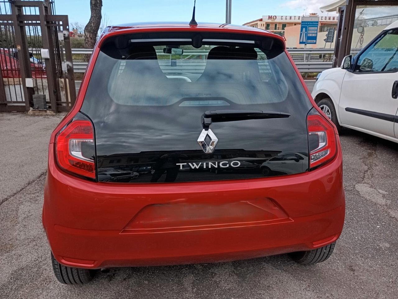 Renault Twingo 1.0 SCe 75CV Duel