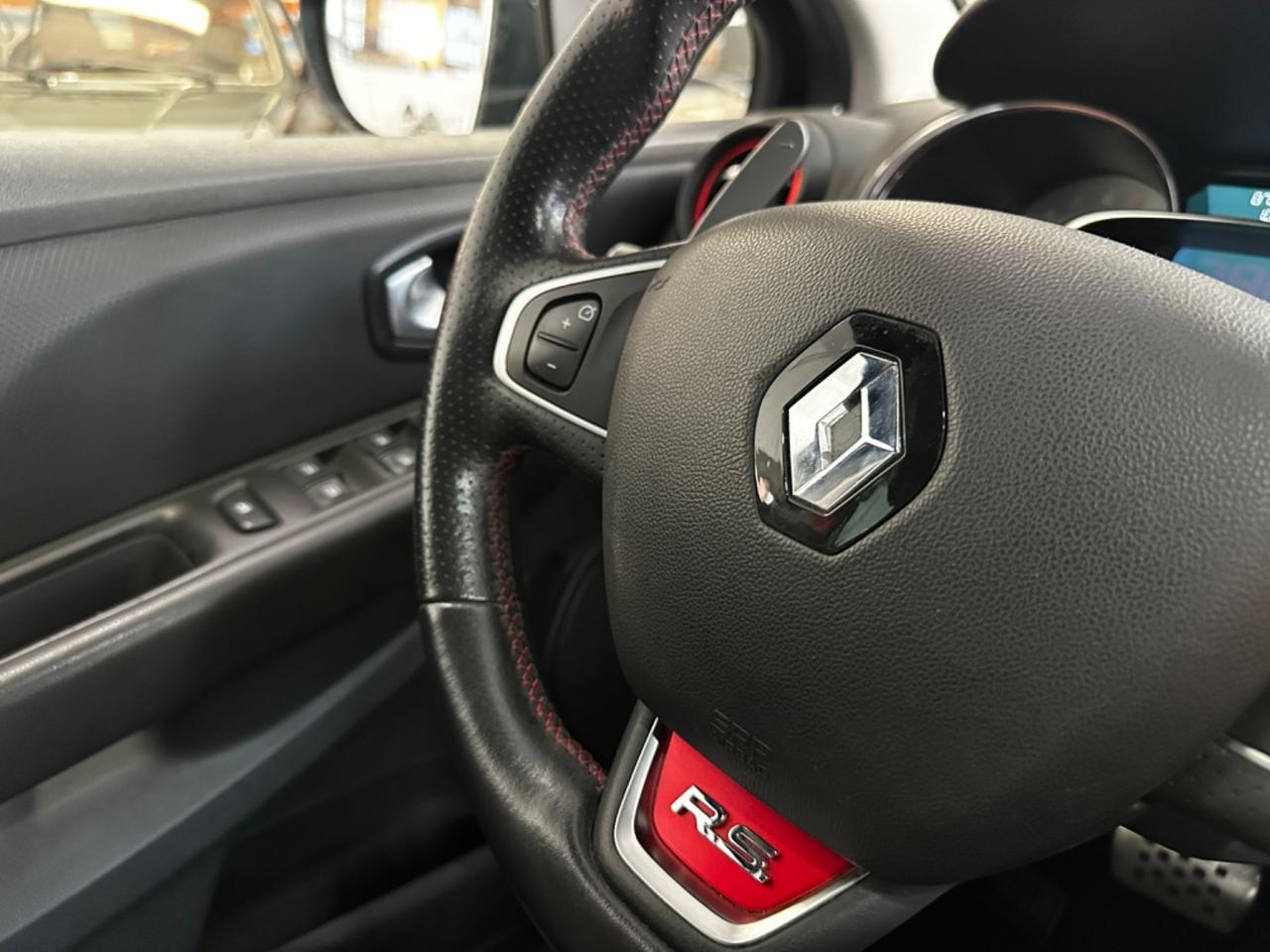 Renault Clio TCe 220CV EDC 5 porte Energy R.S. Trophy - Autonavigli